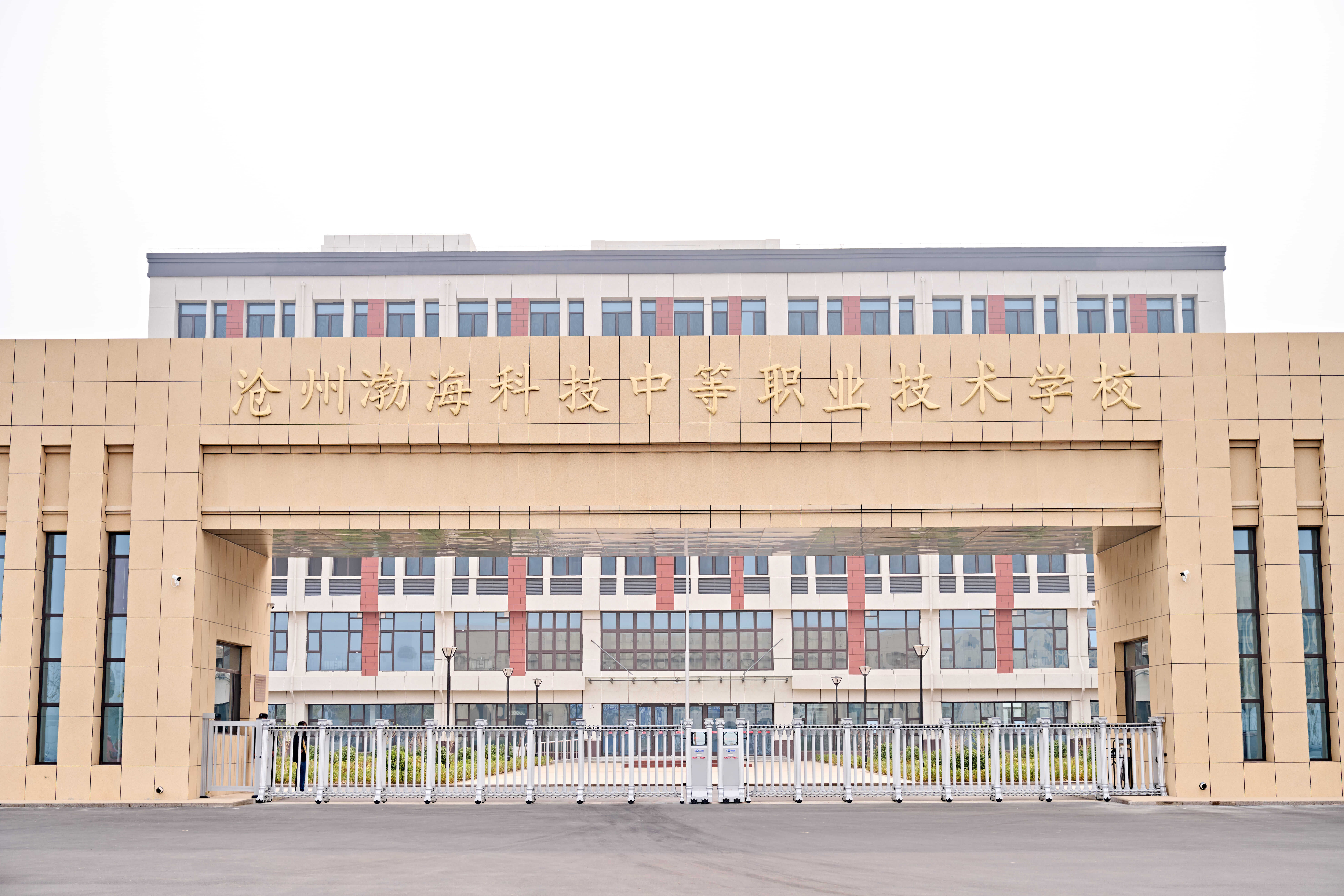 学校全景